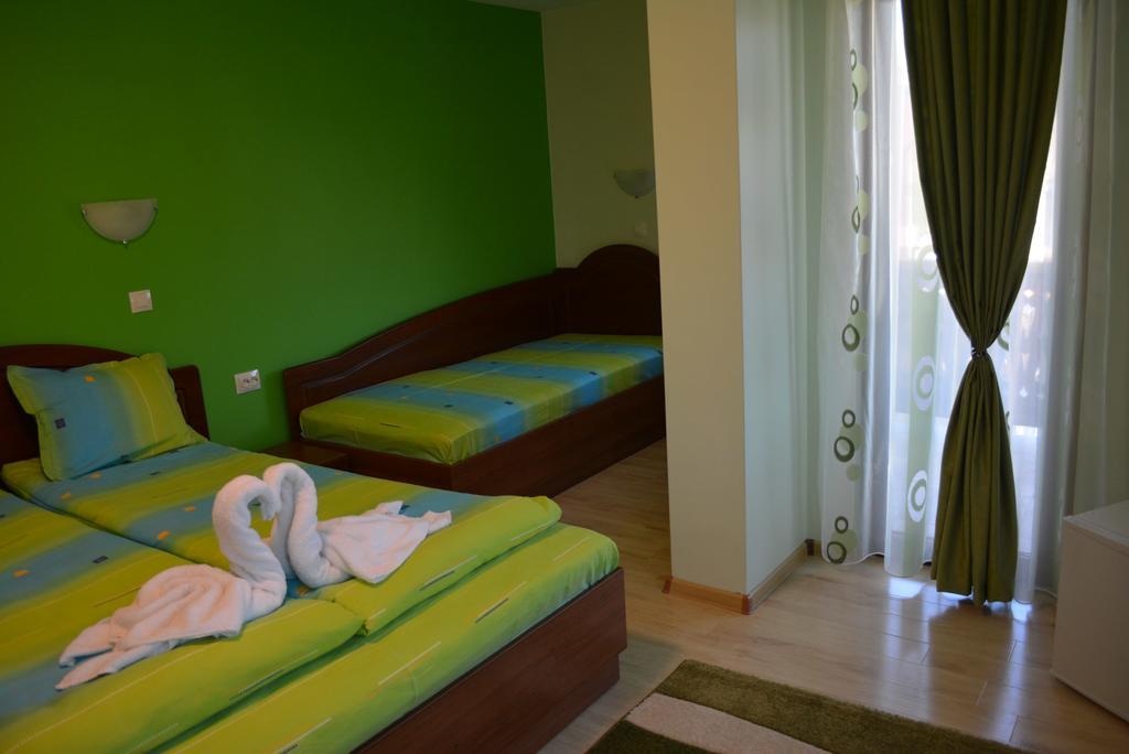 Guest House H Dzhogolanov Koprivshtitsa Exterior photo