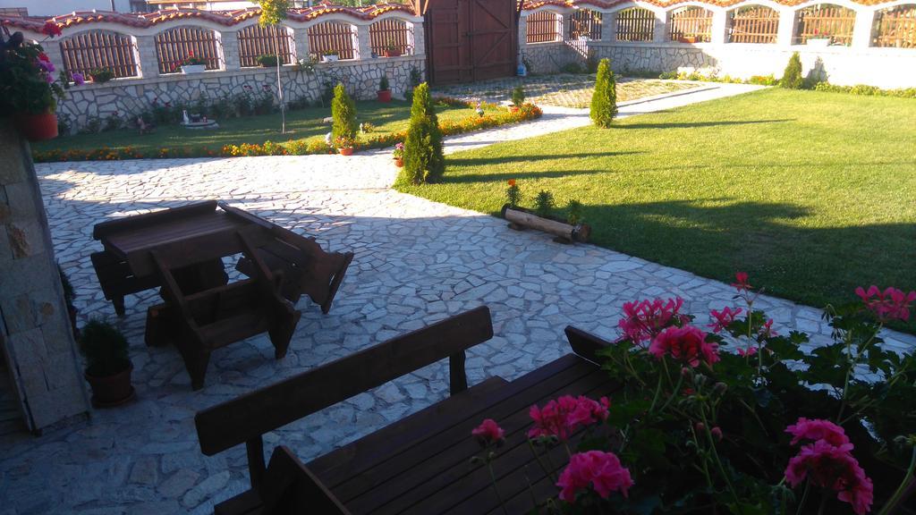 Guest House H Dzhogolanov Koprivshtitsa Exterior photo